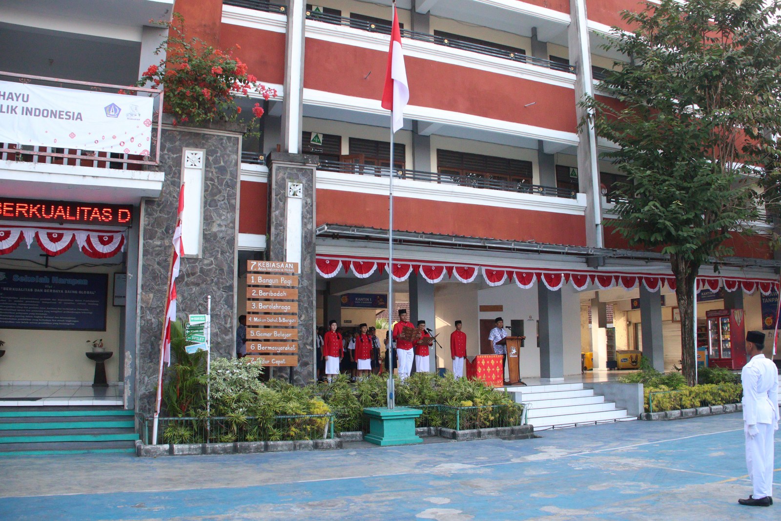 HUT RI 81 (11)